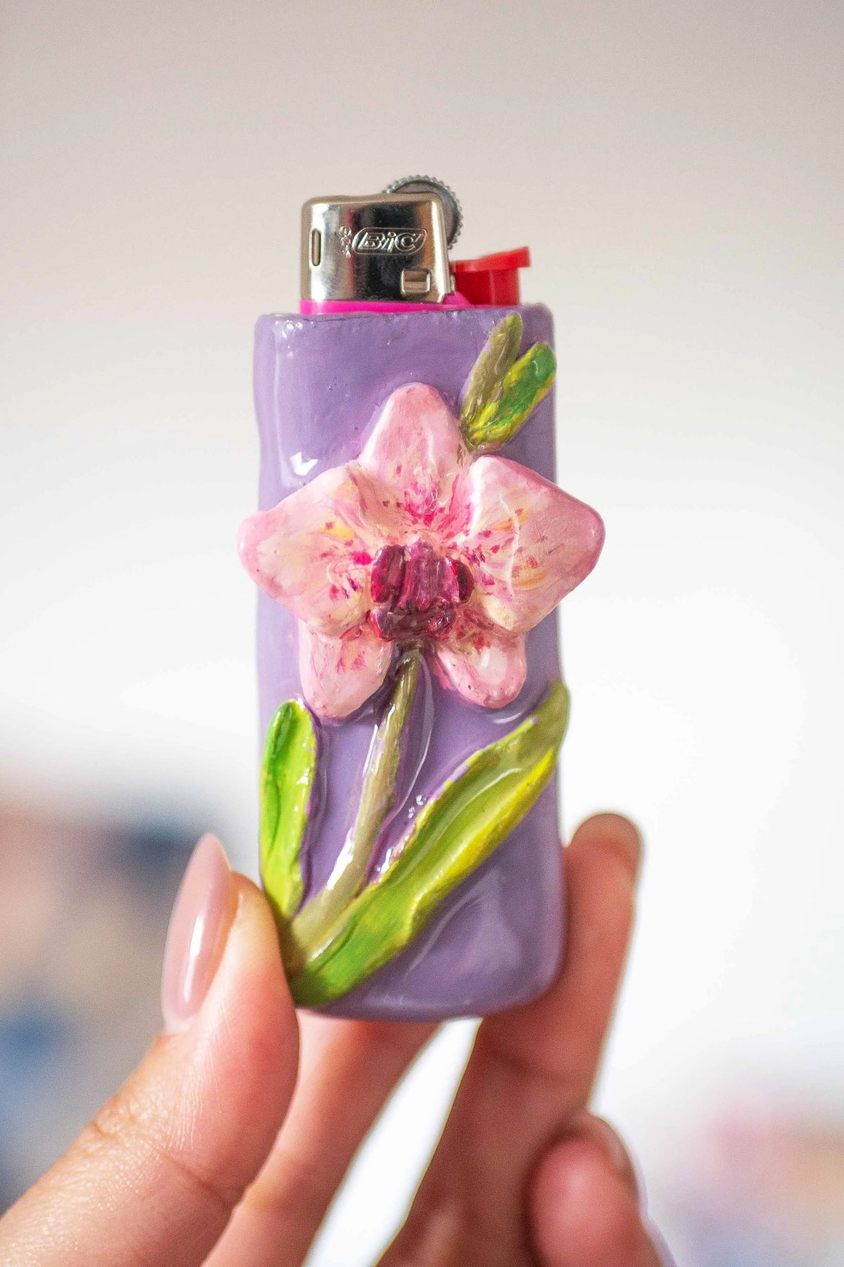 Taro Orchid - Lighter Sleeve